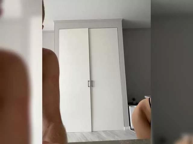 Gummy-Bears from BongaCams