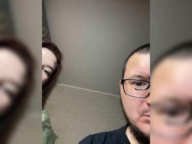 HellMor from BongaCams