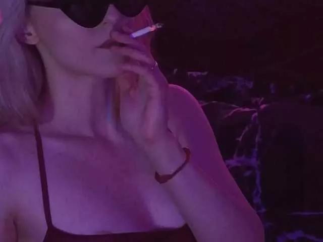LollyGirlMoon from BongaCams