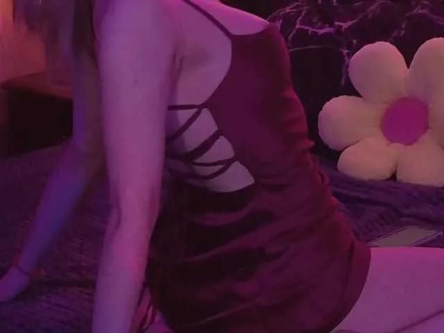 LollyGirlMoon from BongaCams