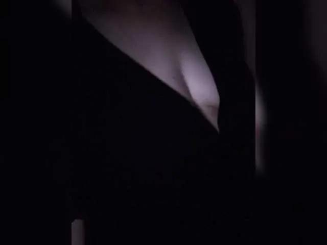 NiKa-ON from BongaCams is Freechat