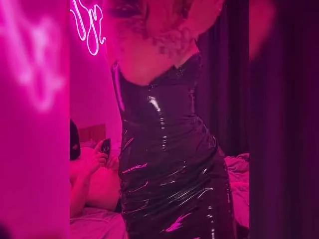 Phantomweee from BongaCams is Freechat