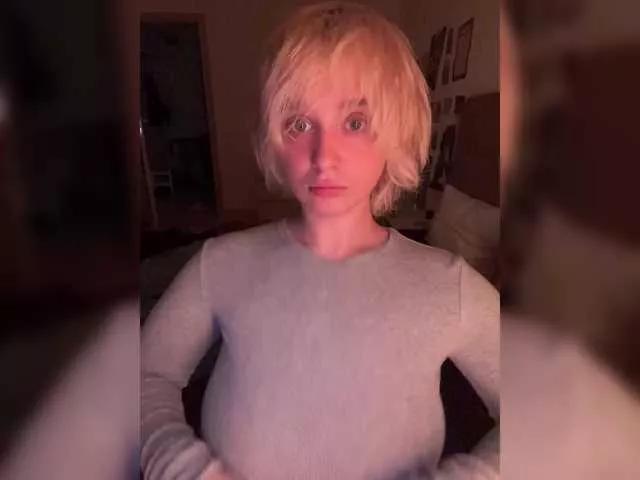 tamagotchigirl from BongaCams