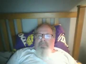 2003dynawideglide on Chaturbate 