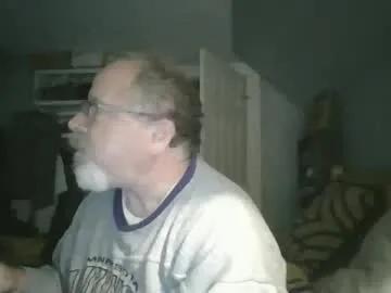 2003dynawideglide on Chaturbate 