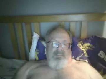 2003dynawideglide on Chaturbate 