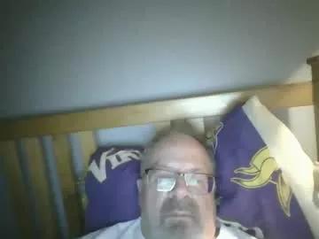 2003dynawideglide on Chaturbate 