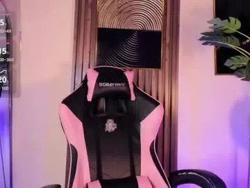 Freechat _artemish__ on Chaturbate