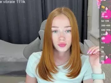 Freechat _hot_mia_1 on Chaturbate