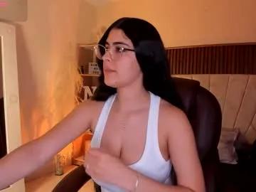 Group _niah_ on Chaturbate