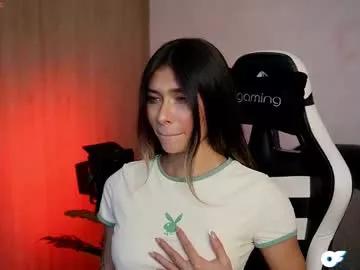 Freechat abril_w18 on Chaturbate