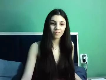Freechat ahotkitty18 on Chaturbate