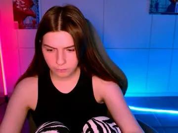 Freechat aliceinredsquare_ on Chaturbate