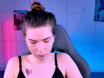 aliceinredsquare_ — GOAL: 17-25th November is my vacation! [848 tokens remaining] Welcome to my room! #nonude #shy #young #feet #natural
