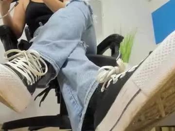 alma_fenix from Chaturbate