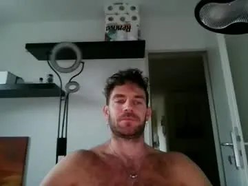 Freechat alphah_hunk on Chaturbate