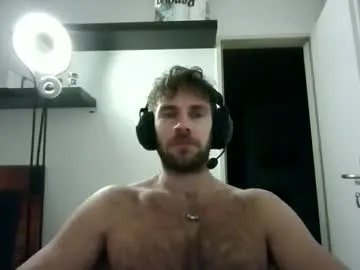 Freechat alphah_hunk on Chaturbate