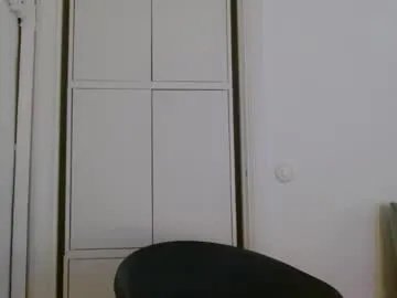 Freechat alphahung23 on Chaturbate