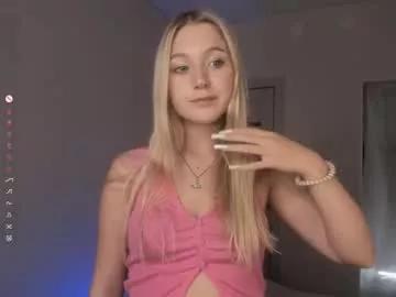 amaliapatron from Chaturbate