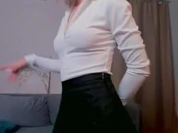 april_whitee from Chaturbate is Freechat