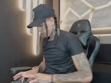 Private arohomlester on Chaturbate