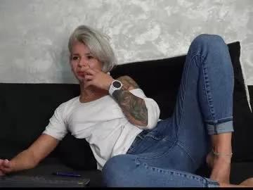 Freechat ashadevon_fit on Chaturbate