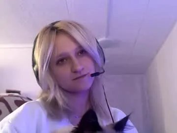 Freechat ashelyparcell on Chaturbate