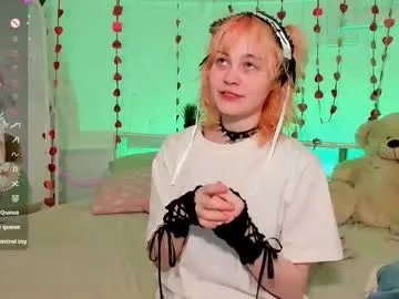 Freechat awawrin on Chaturbate