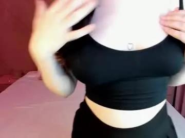 bella_wink from Chaturbate is Freechat