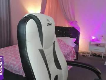 booozekirs_ on Chaturbate