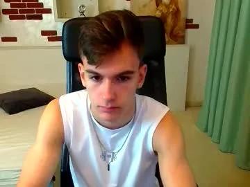 Chaturbate bradyflint is Freechat bradyflint — Welcome to my room! - Repeating Goal: CUM SHOW !! - #18 #bigcock #muscle #new #young