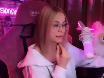 breecaterino from Chaturbate is Freechat
