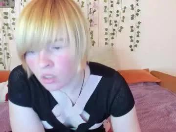 Freechat cattie_w_ on Chaturbate