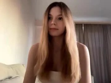 Freechat chloe_show on Chaturbate