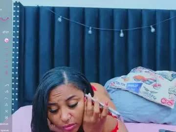 Colombia_mommy_ from Chaturbate