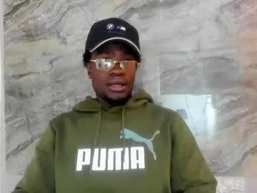 Freechat compton_01 on Chaturbate