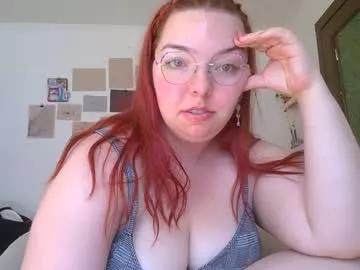 Freechat curvycate127 on Chaturbate