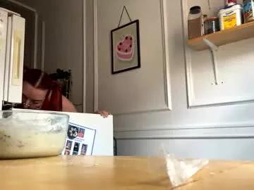 Freechat curvycate127 on Chaturbate