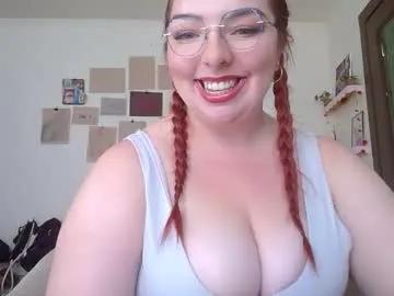 Freechat curvycate127 on Chaturbate