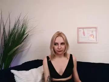 Cute_chus from Chaturbate