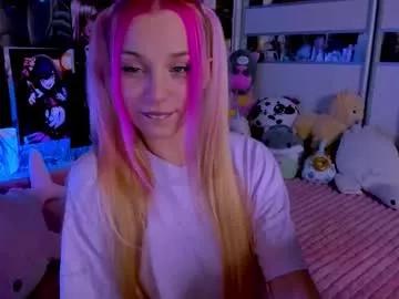 cuttie_ponyy from Chaturbate