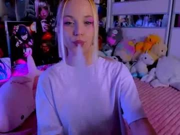 cuttie_ponyy from Chaturbate