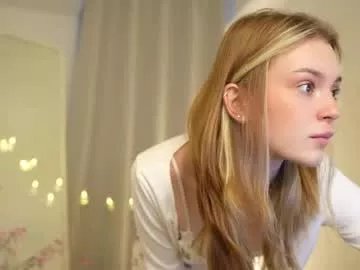 Freechat cyberheart_ on Chaturbate