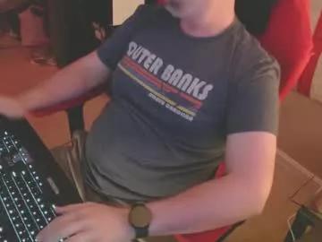 dadboddude01 on Chaturbate 