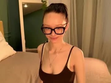Freechat daily_glam on Chaturbate