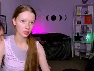 Daisy_baby_ from Chaturbate