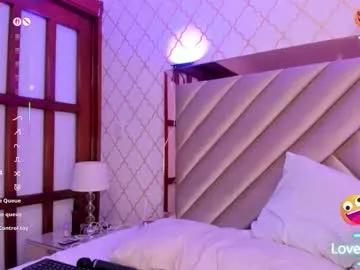 Daphnebridge from Chaturbate