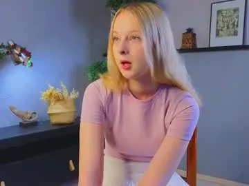 darceyheyd — GOAL: squeeze my sexy ass [22 tokens remaining] Welcome to my room! #new #shy #skinny #blonde #18