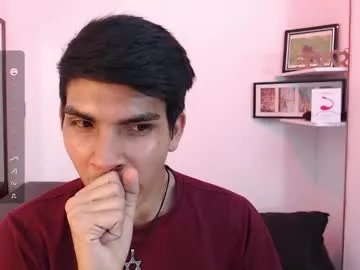 Freechat david_925_ on Chaturbate