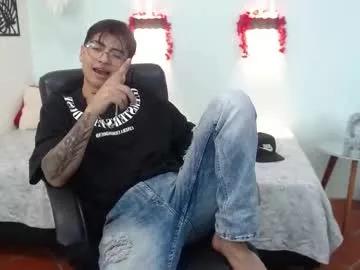 derekfly from Chaturbate